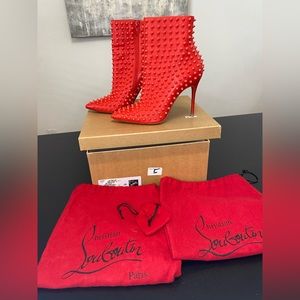 AUTHENTIC Snakilta Christian Louboutin